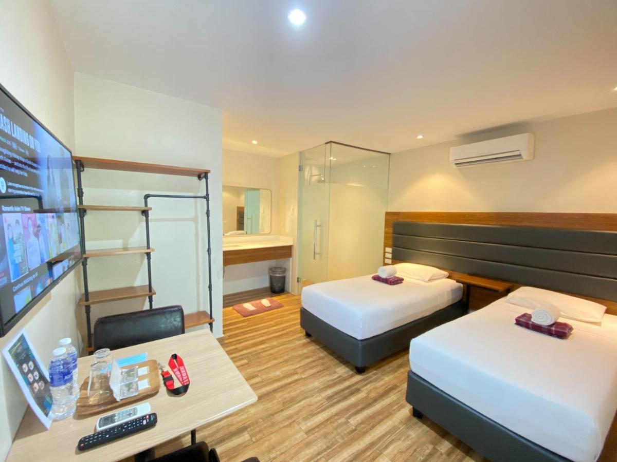 The Hub District Garden Suites Pasay Luaran gambar