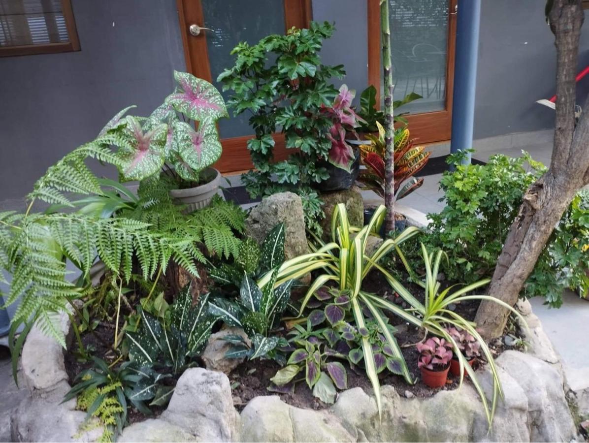 The Hub District Garden Suites Pasay Luaran gambar