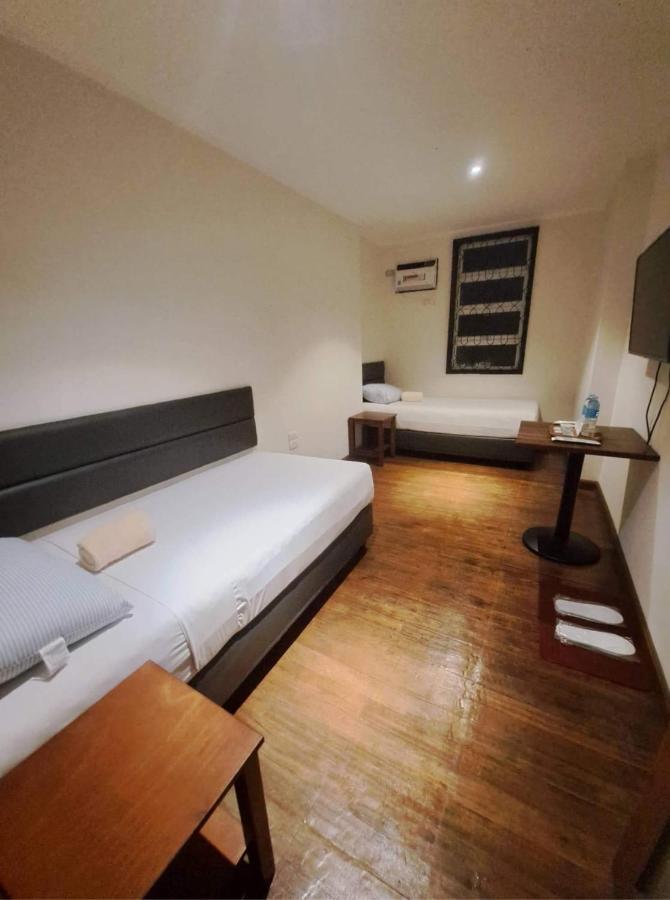 The Hub District Garden Suites Pasay Luaran gambar